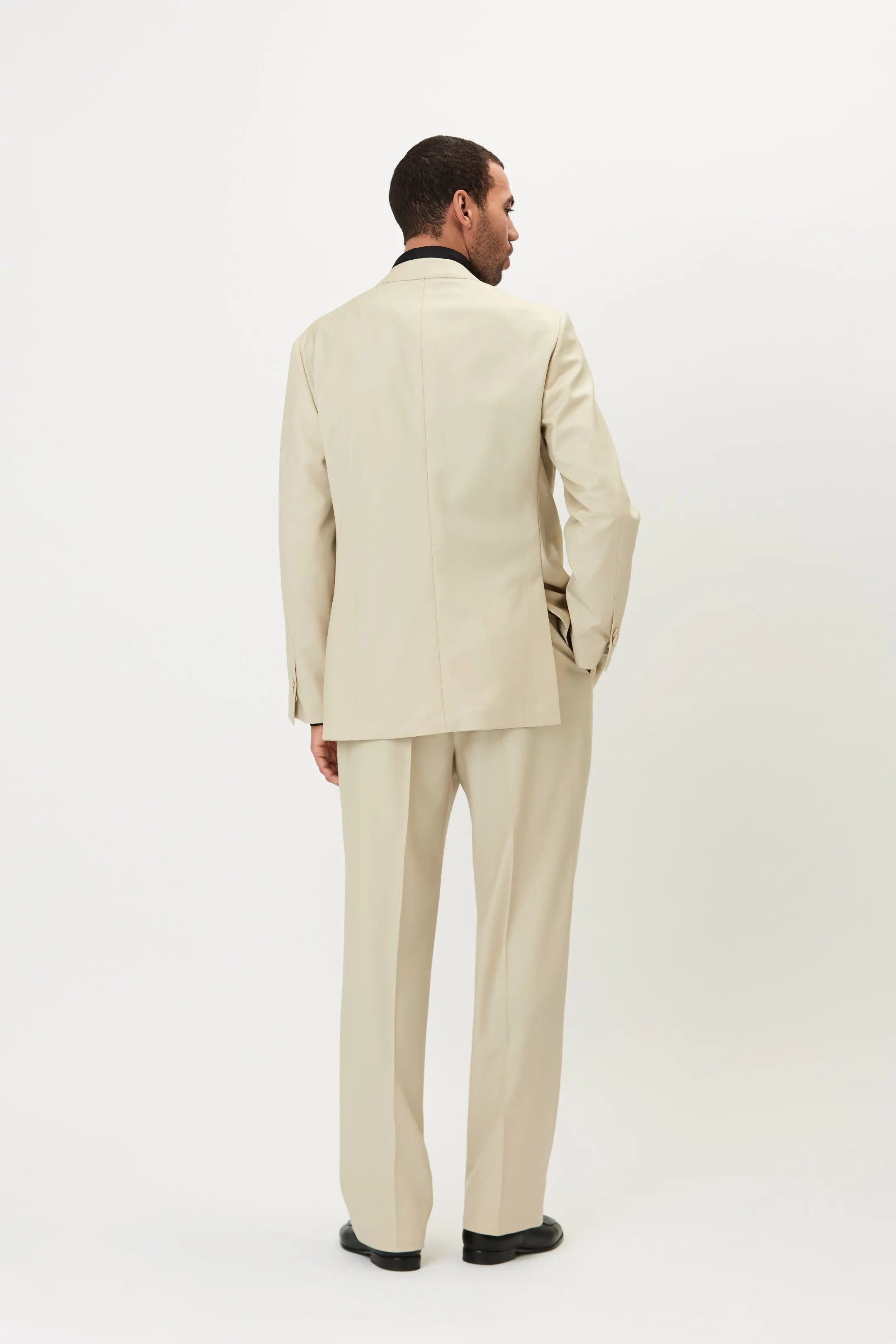 Suit - Single Breasted - Cream Giabe