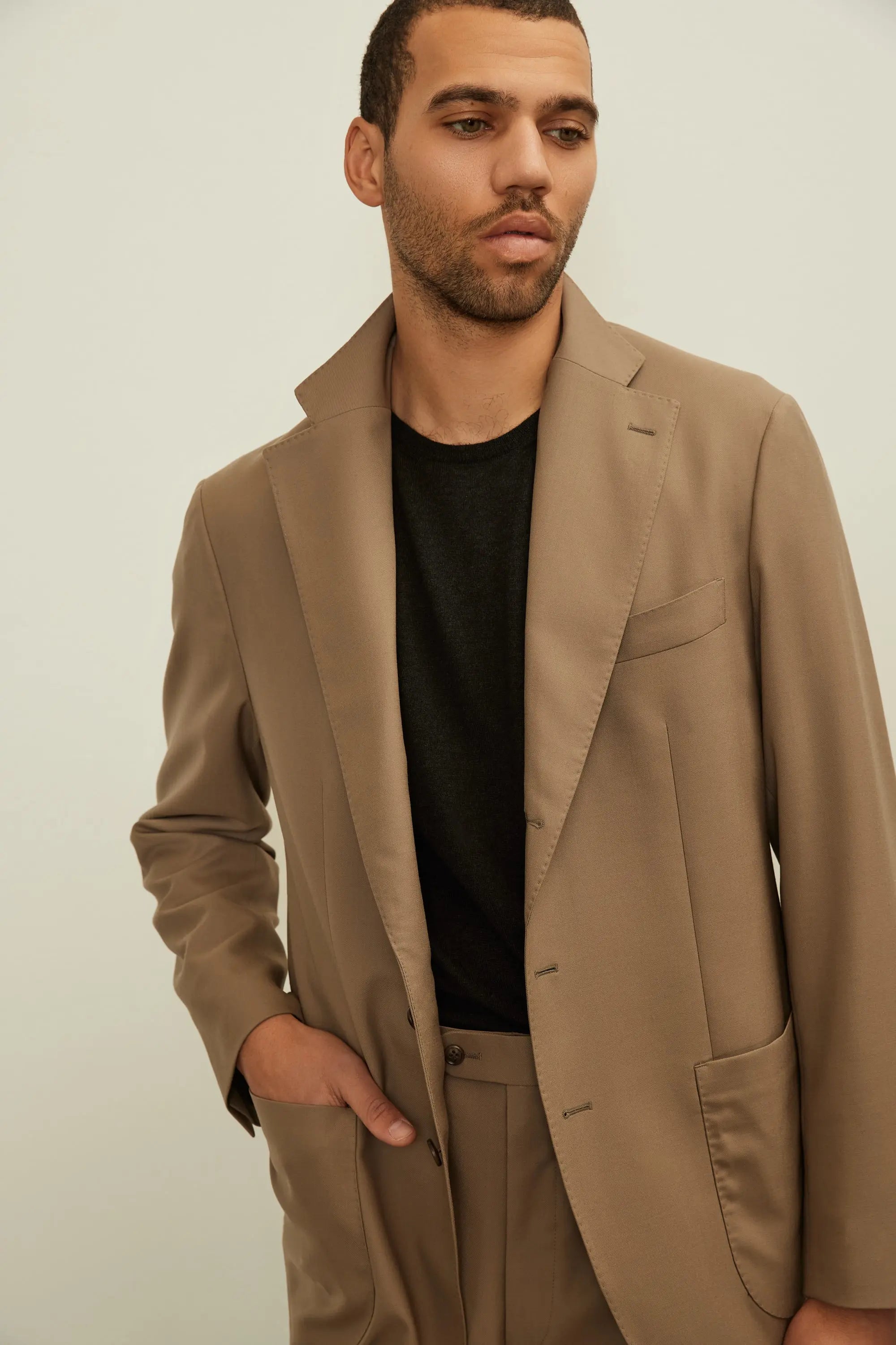 01 - Suit Jacket - Taupe Giabe