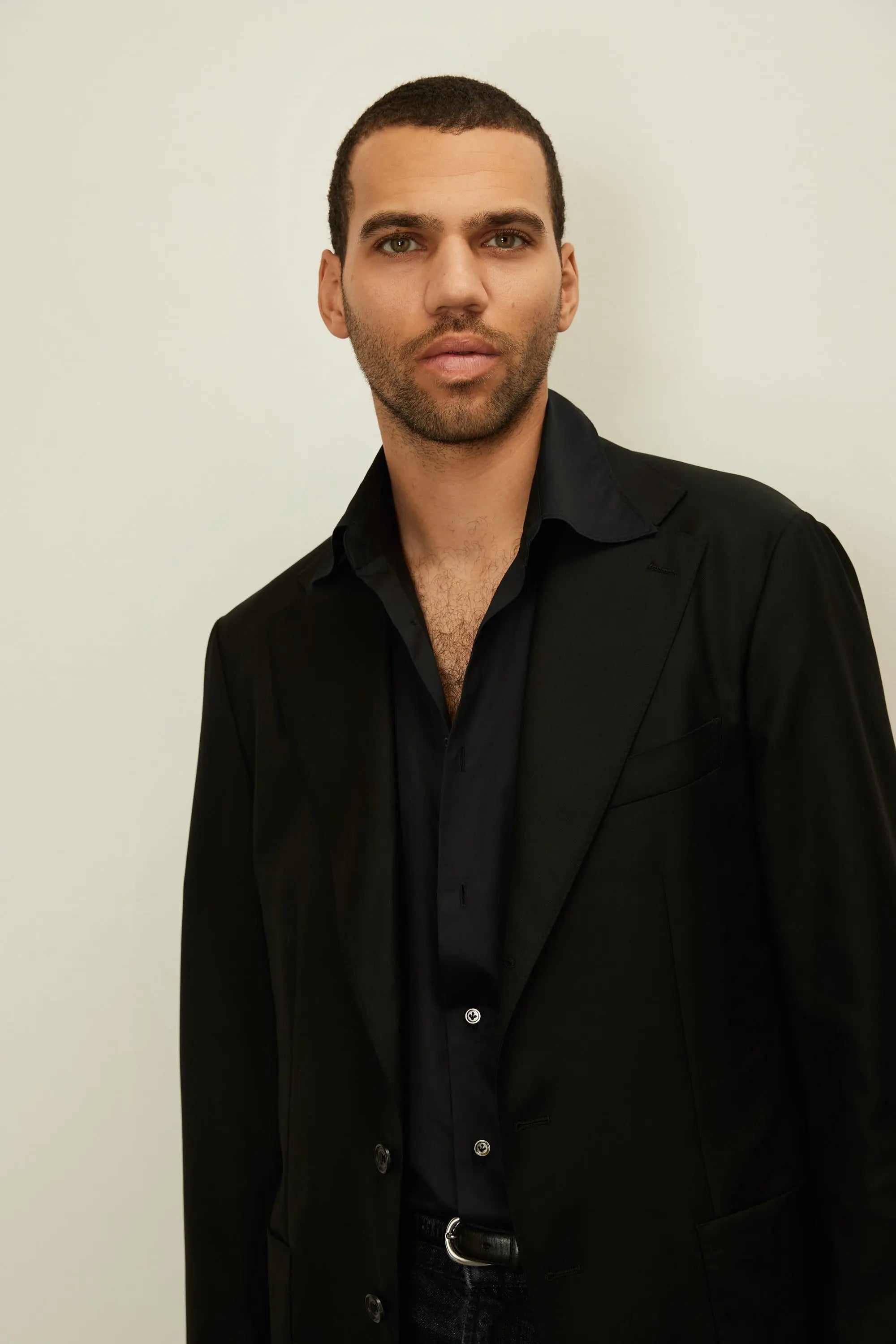 01 - Suit Jacket - Black Giabe