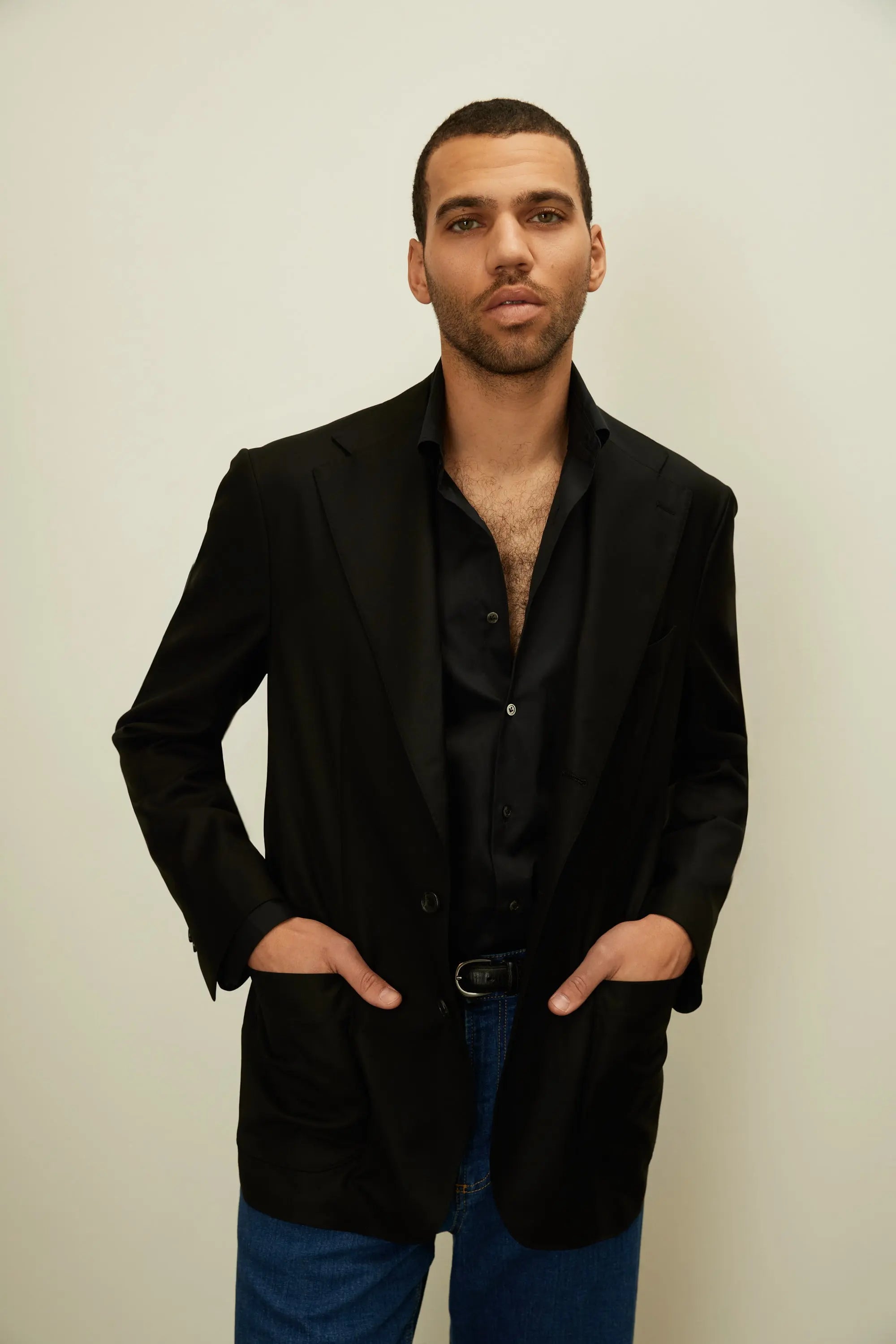 01 - Suit Jacket - Black Giabe