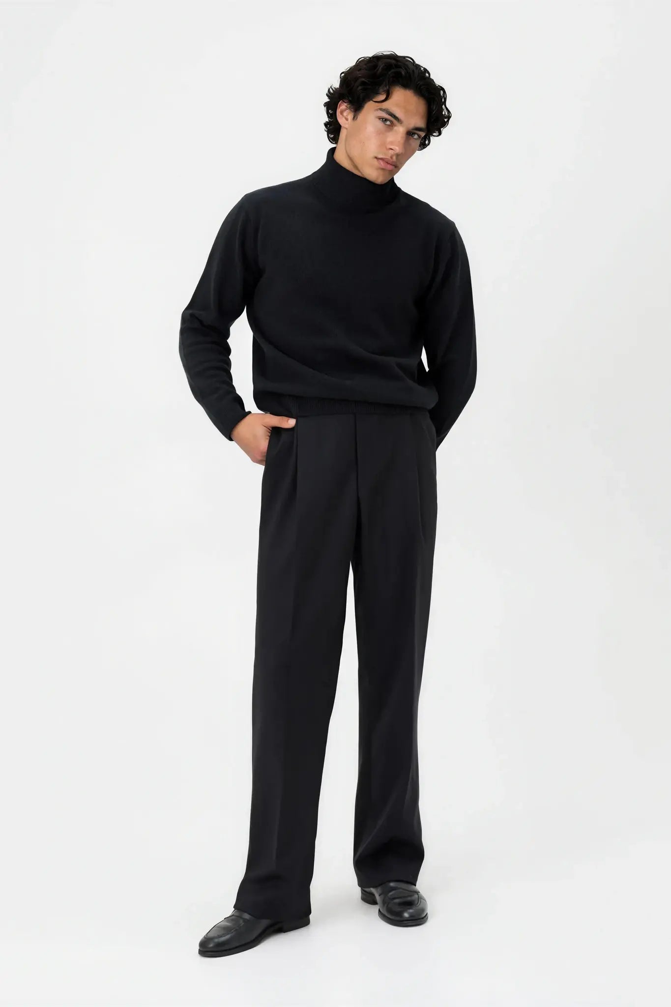 03 - Roll Neck - Wool - Black